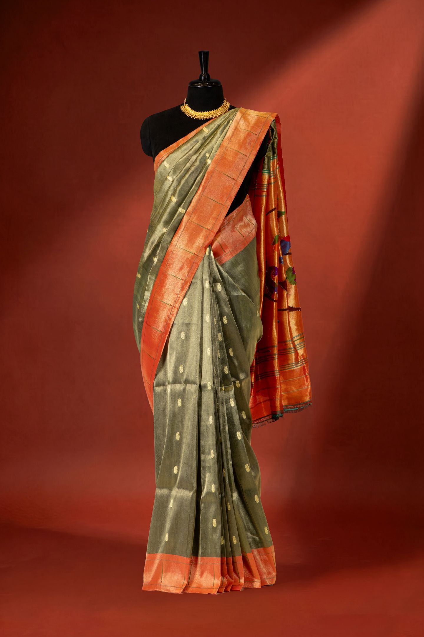 Handloom Tissue Designer Muniya Paithani