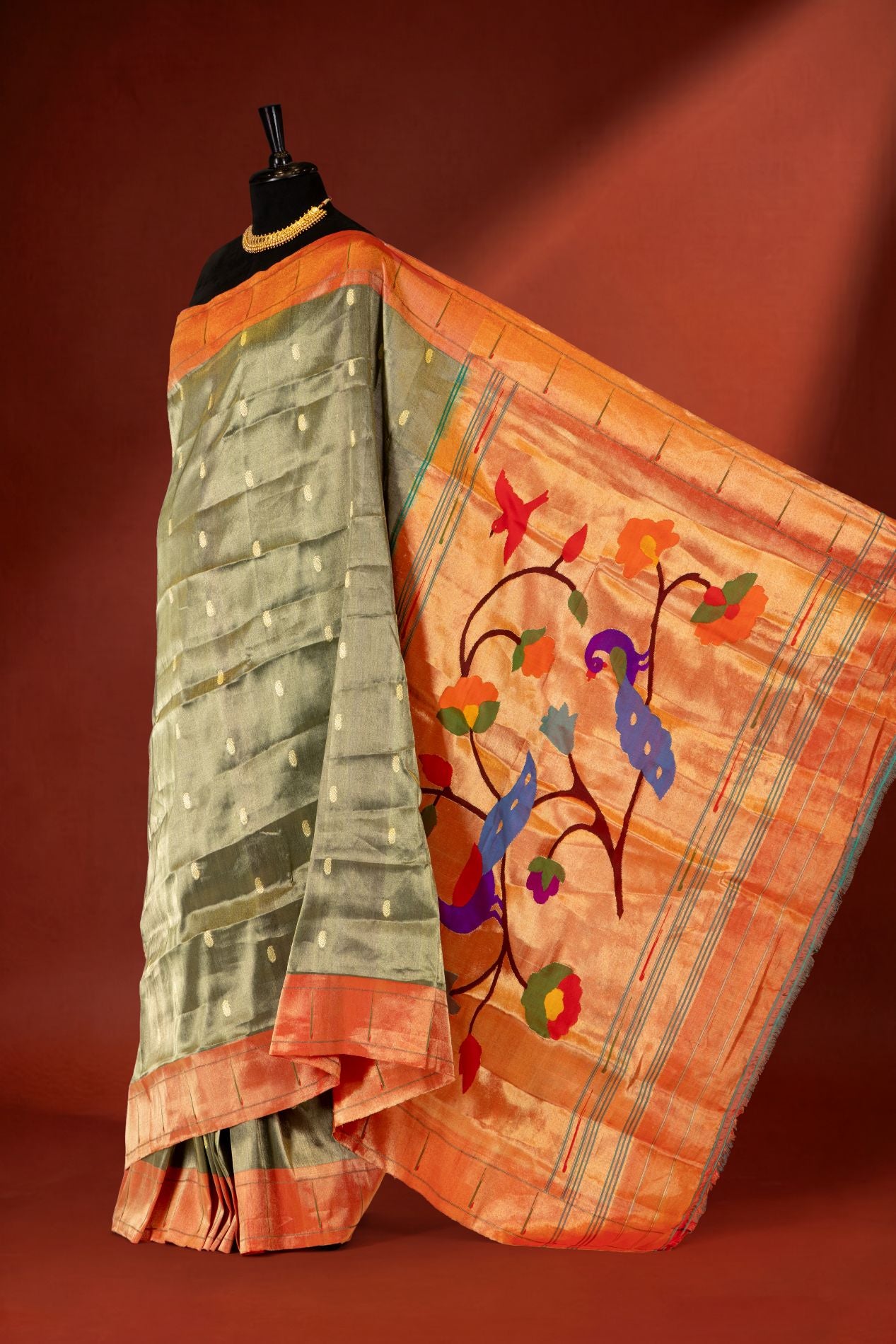 Handloom Tissue Designer Muniya Paithani