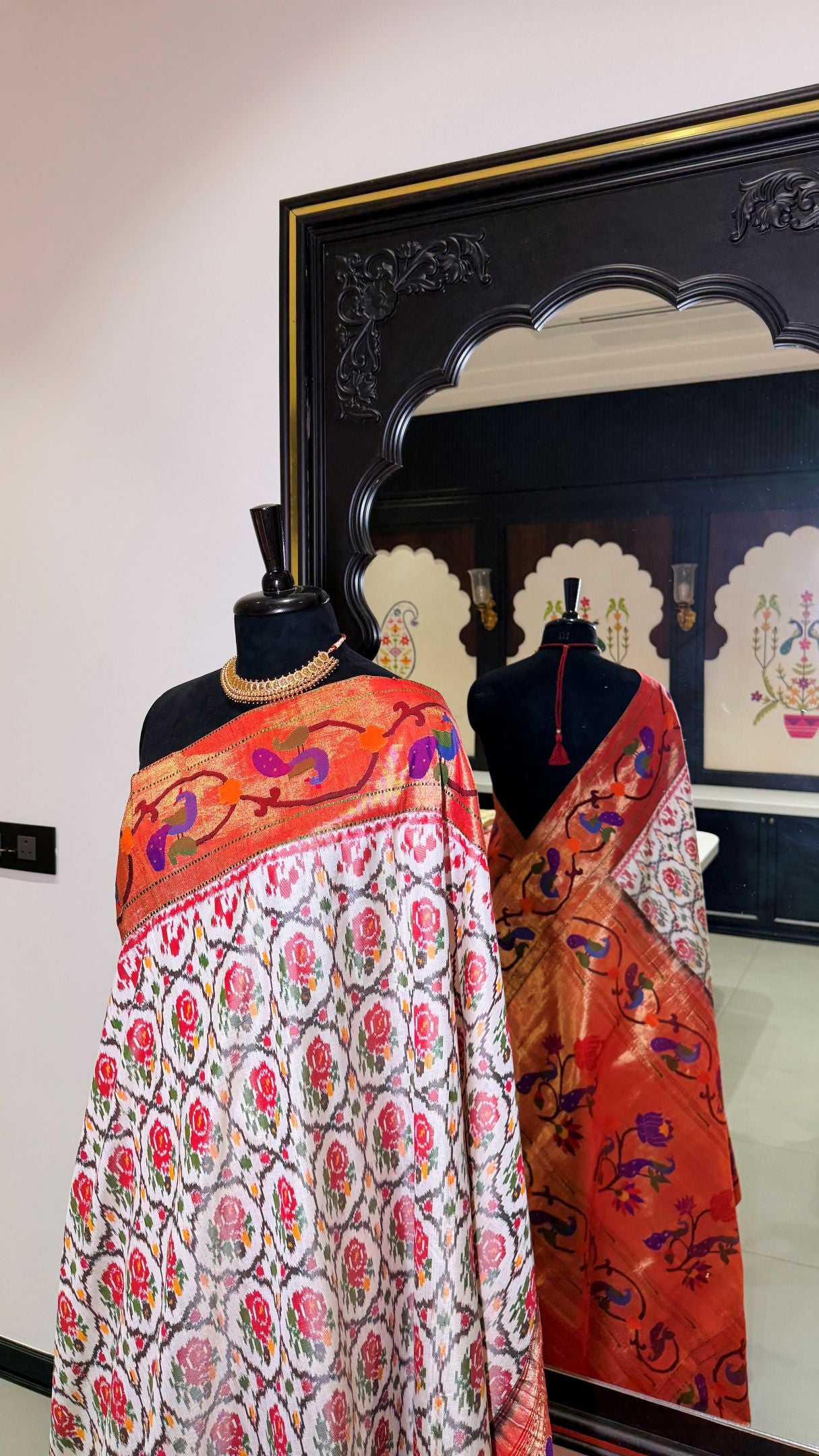 Handwoven Patola Fusion With Paithani