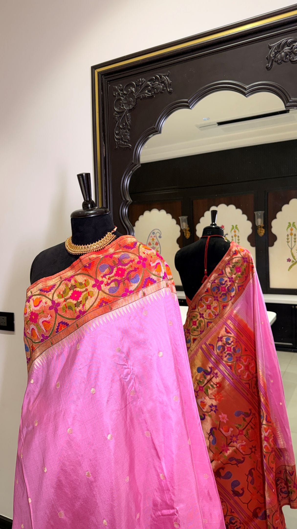 Handwoven Bangdi with Peacock Parrot Swan Paithani