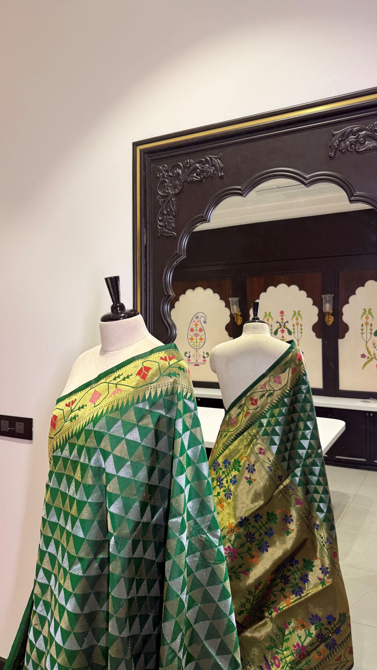 Vasundhara Triangle Asavali Border Paithani