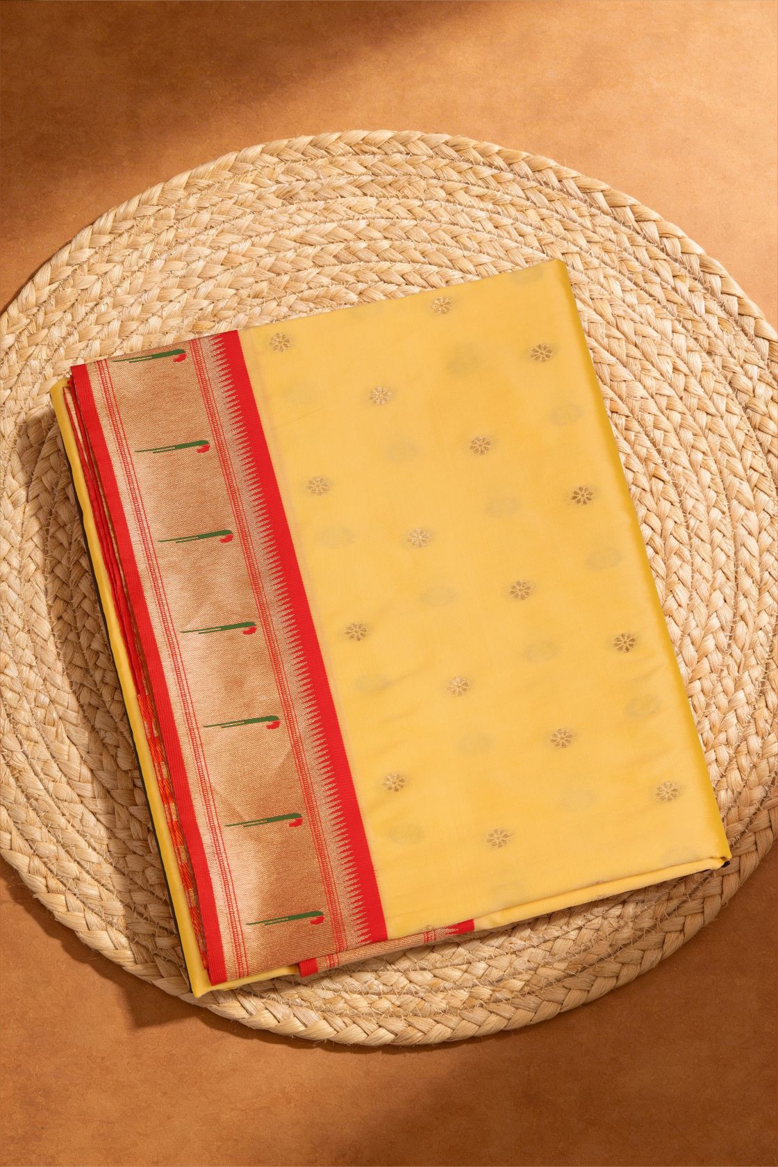 Designer Muniya Border Saree