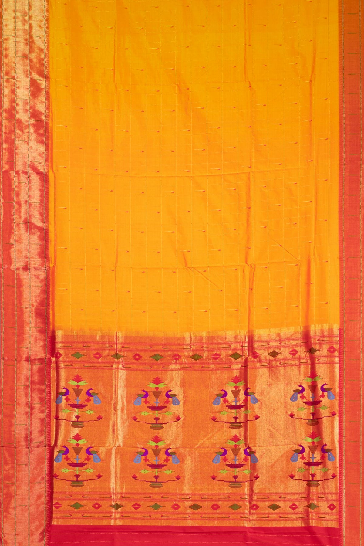 Krushnanjali Checks Alternate Muniya Butta Saree