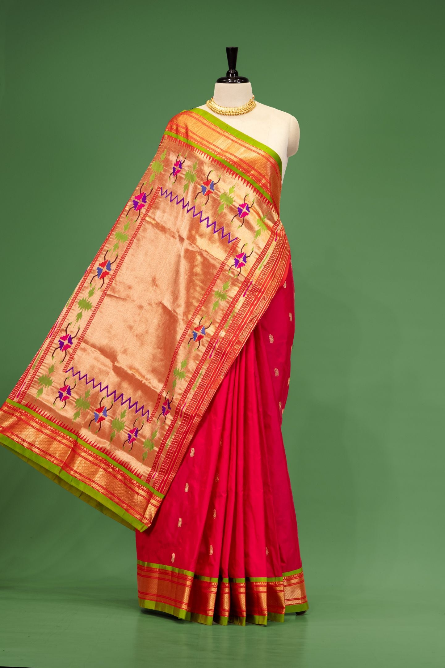 Handloom Baropanja with Tawa Pallu Paithani