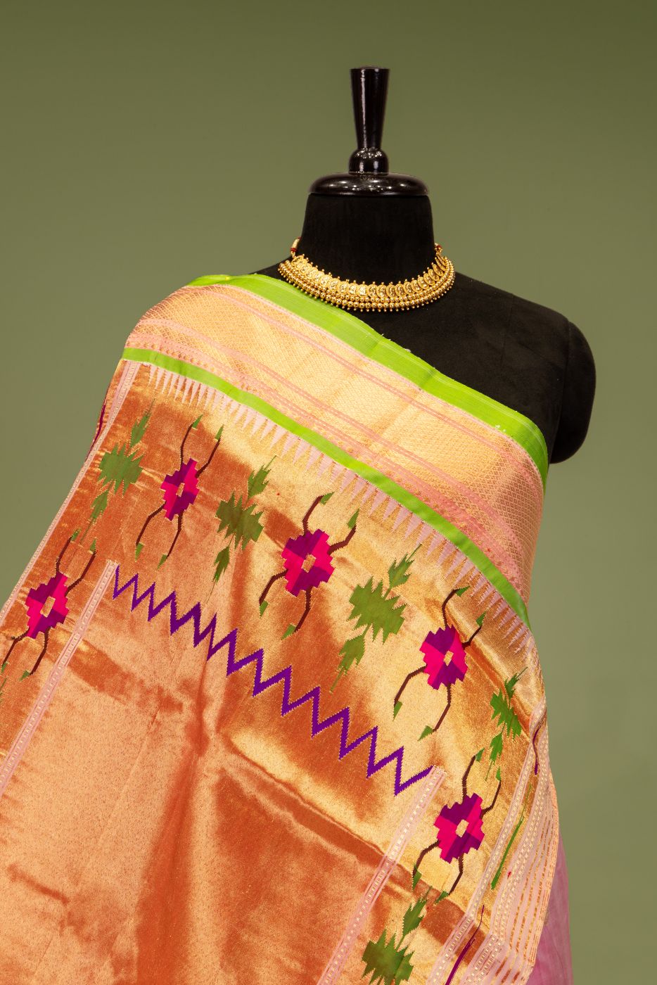 Handloom Baropanja with Tawa Pallu Paithani