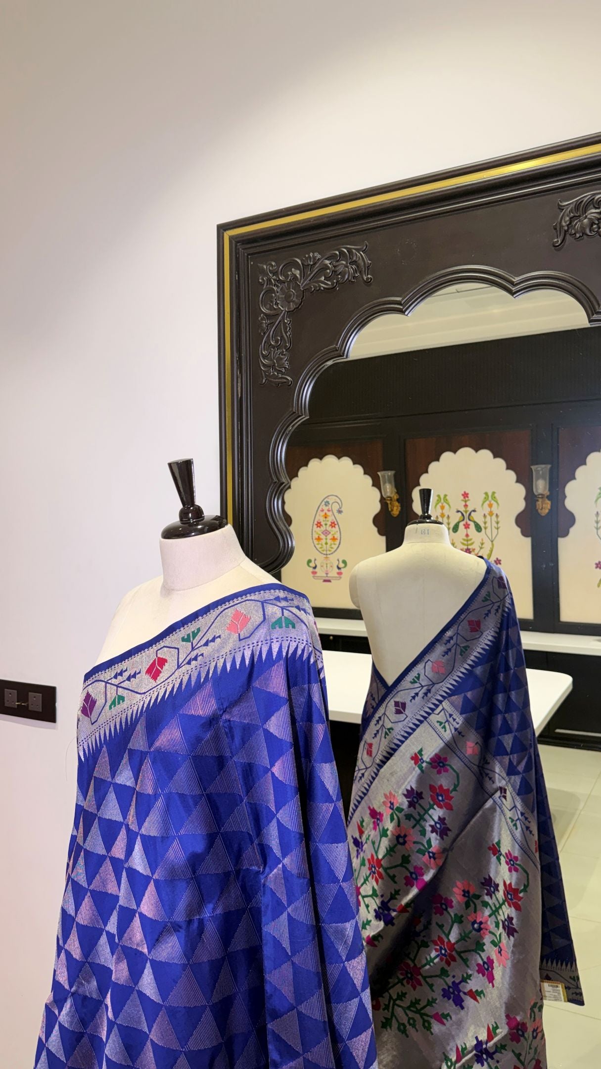 Vasundhara Triangle Asavali Border Paithani