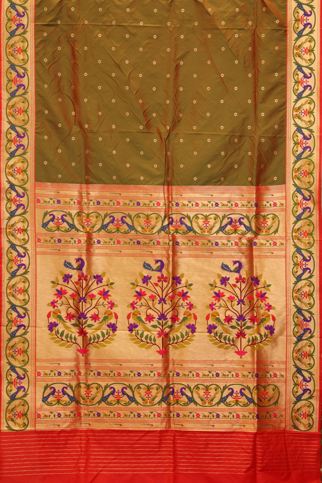 Designer Meena Butti Saree