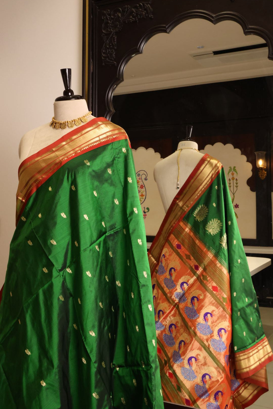 Handloom Nachare More Paithani