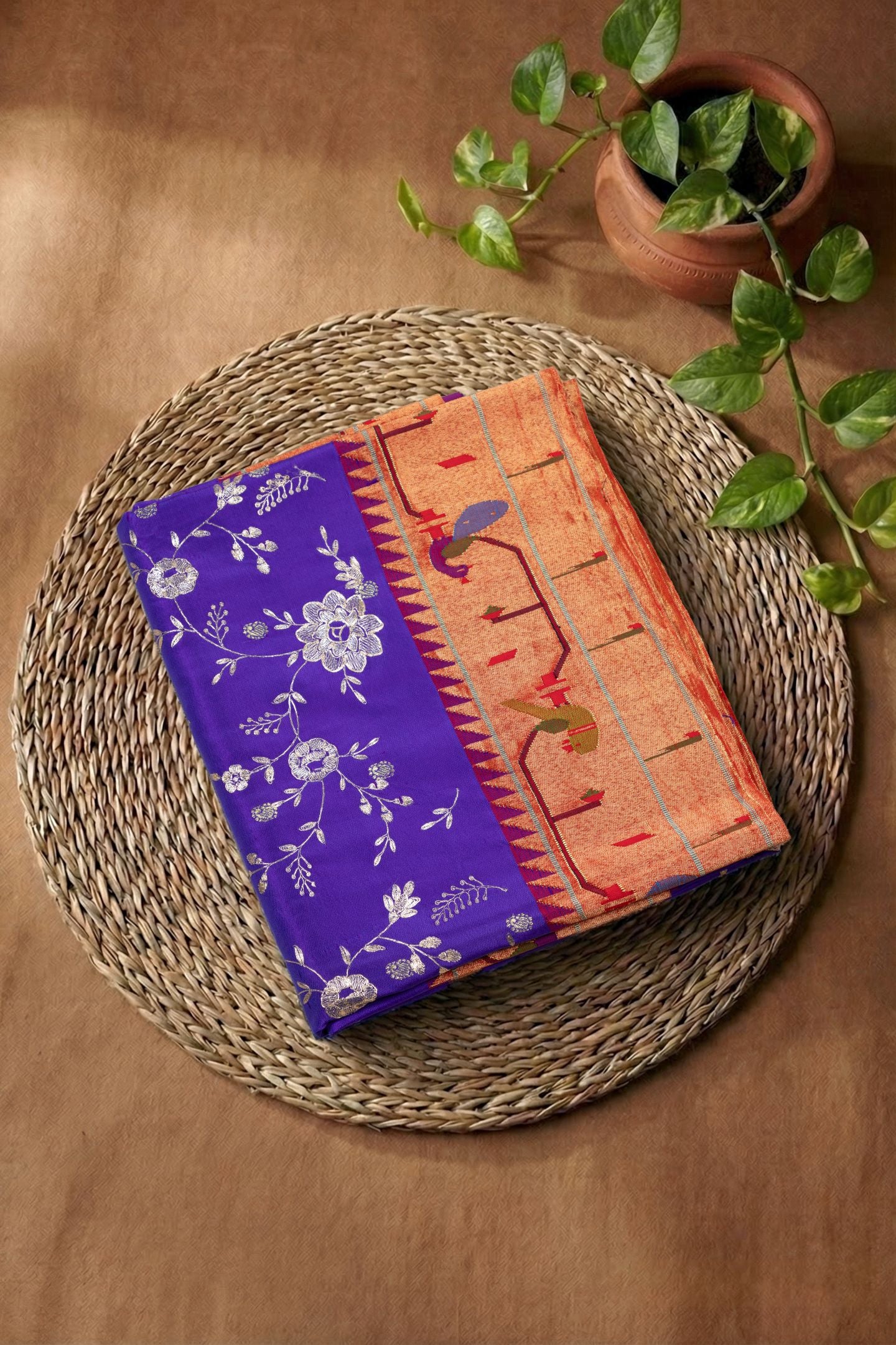 Handloom Peacock Parrot Border Pitta Work Paithani