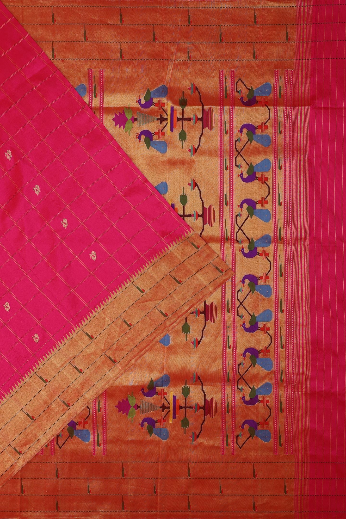 Traditional Tripple Muniya Checks Butta Saree