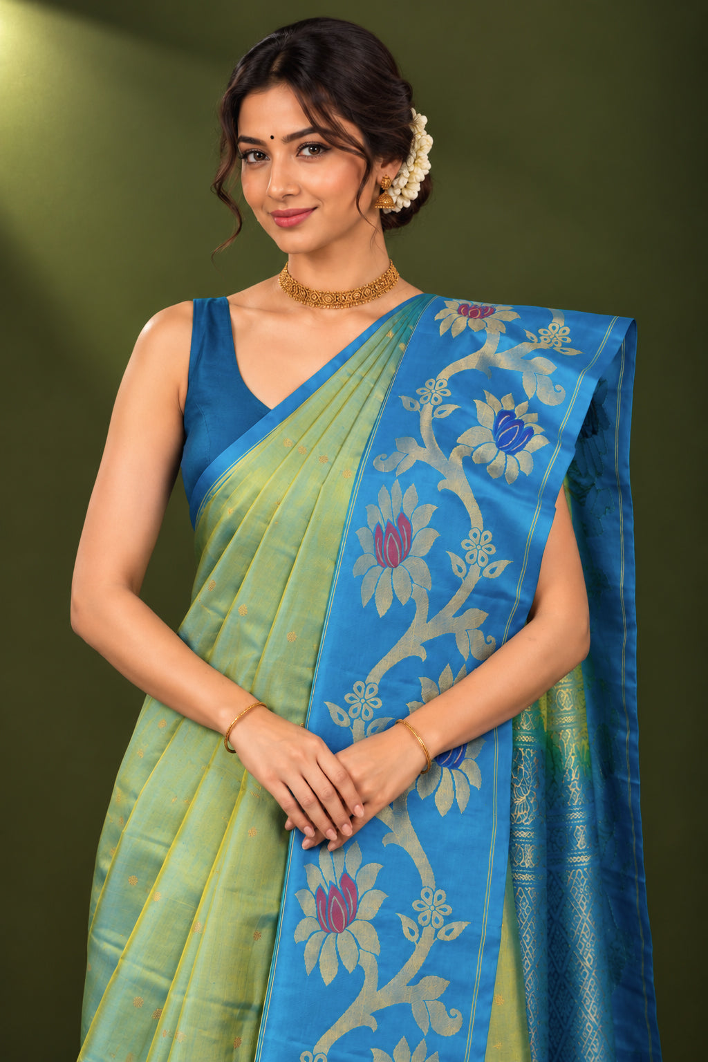 Traditional Gadwal Lotus Turning Saree