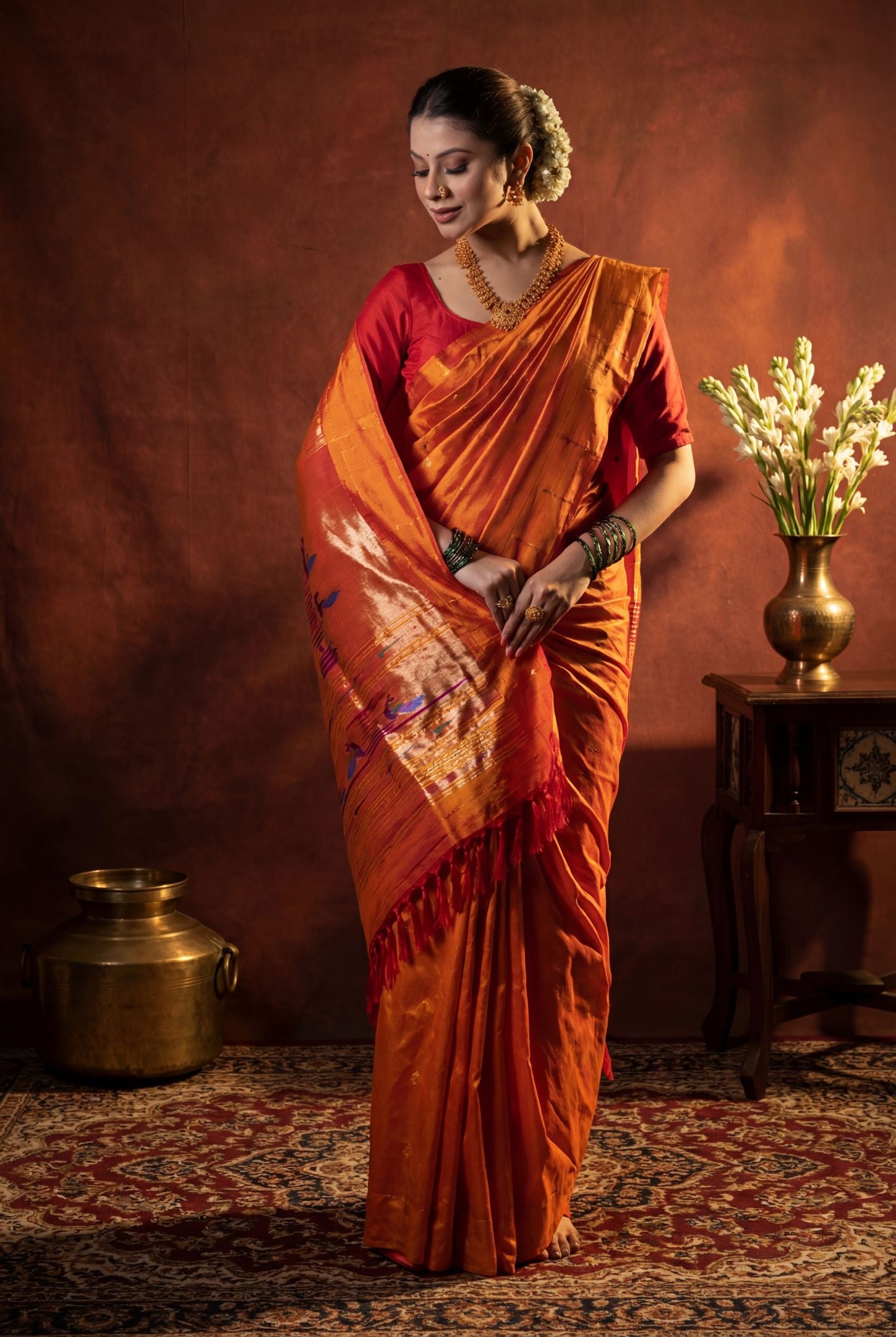 Handloom Traditional Muniya Paithani