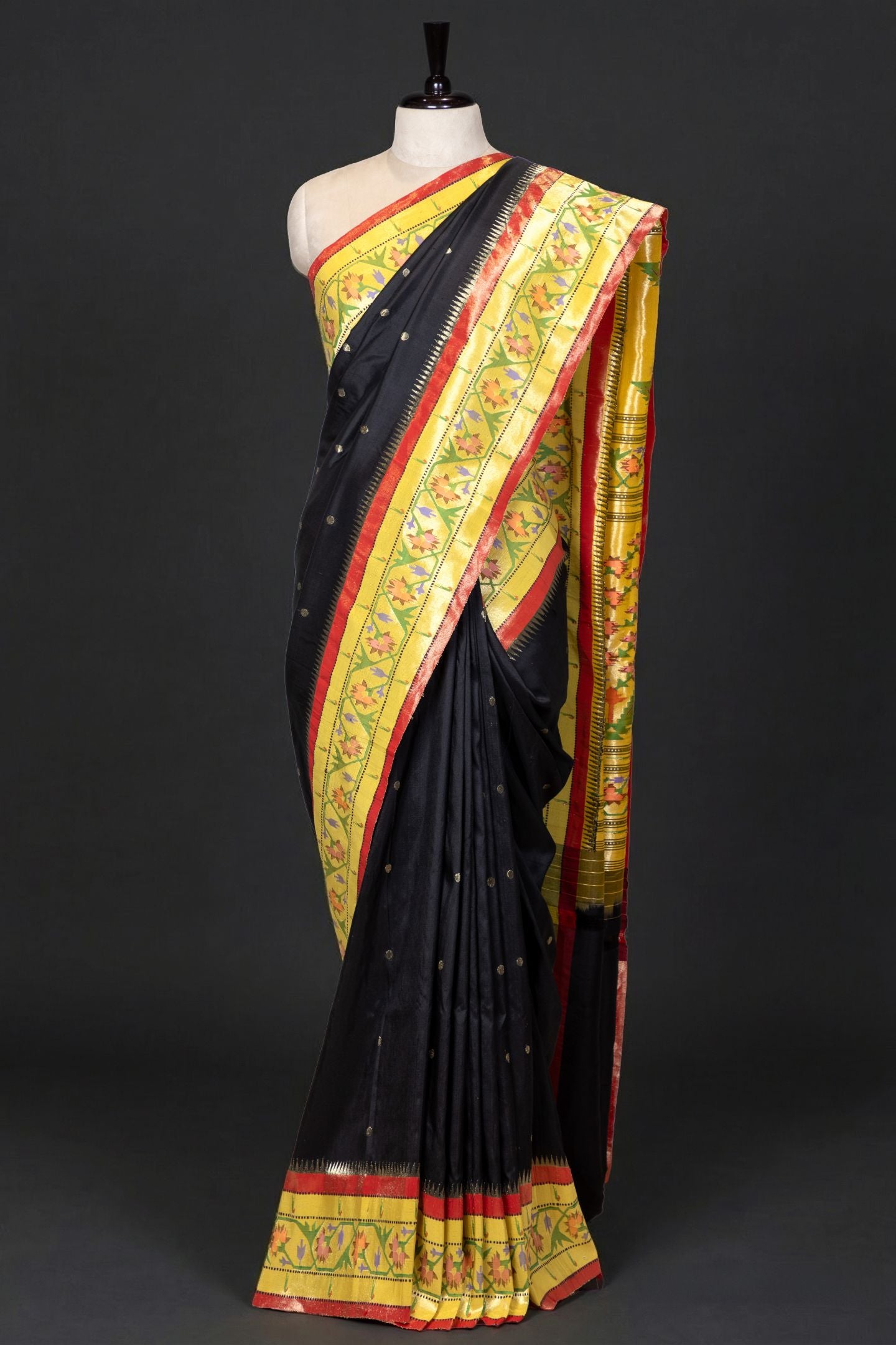 Hand Woven Traditional Asawali Paithani