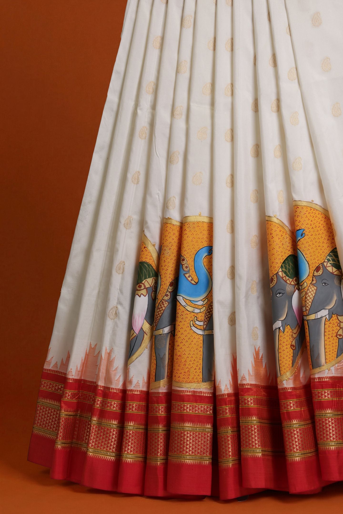 Traditional Temple Irkal with Kalamkari