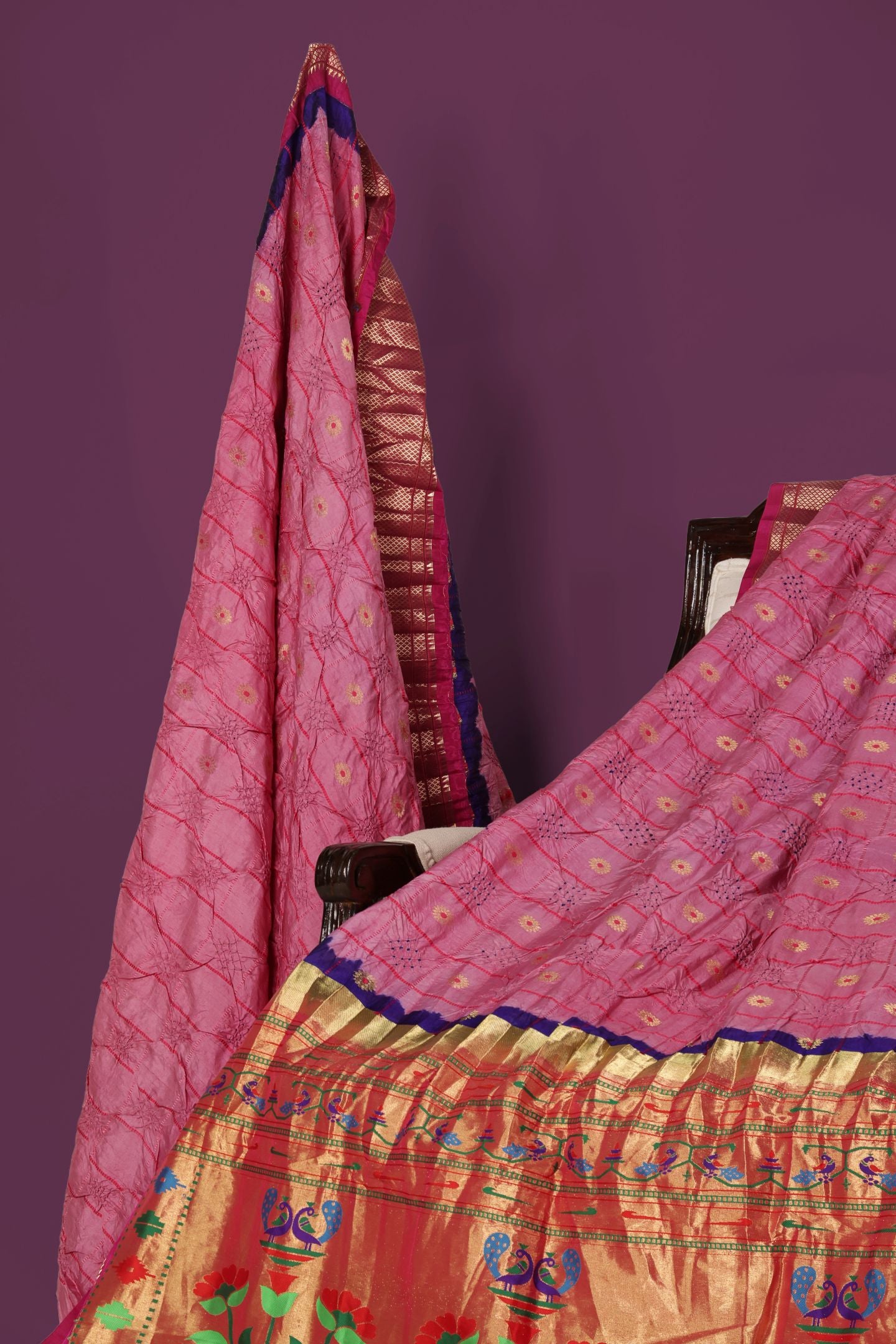 Kadiyal Checks All Over Meena Butta Bandhej