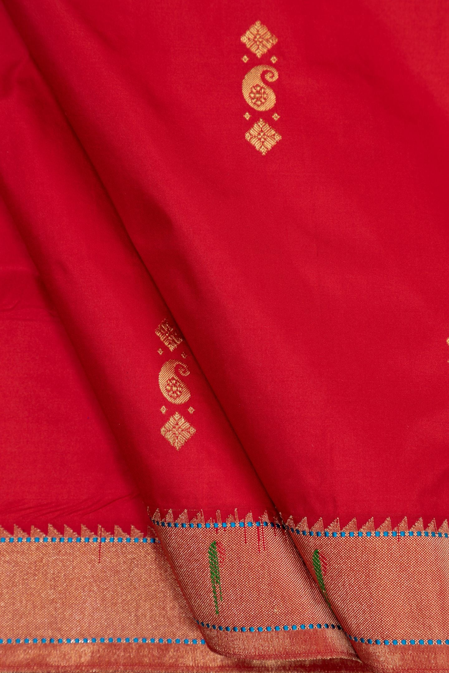 Traditional Pure Silk Muniya Saree