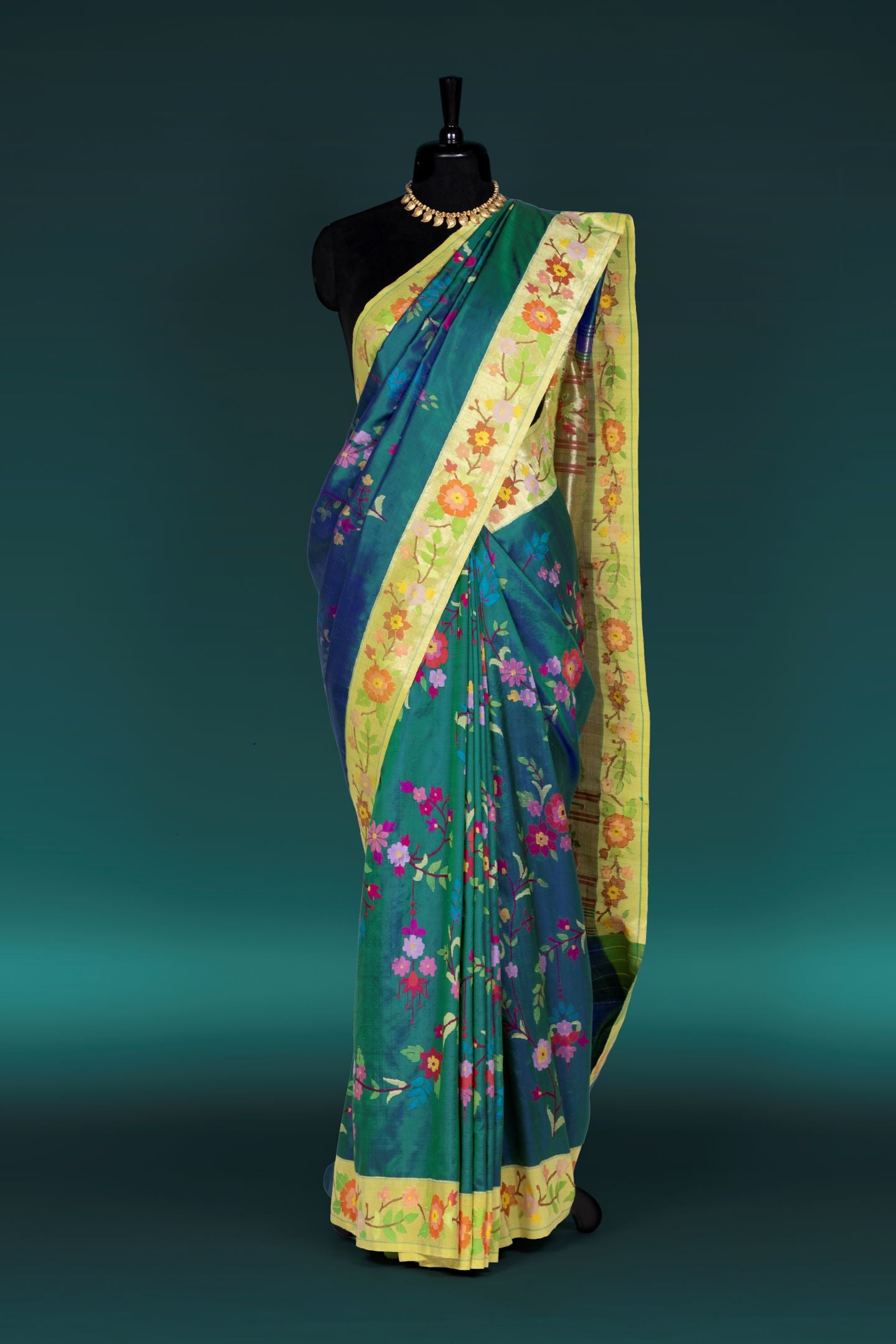 Hand Woven Brocade Paithani