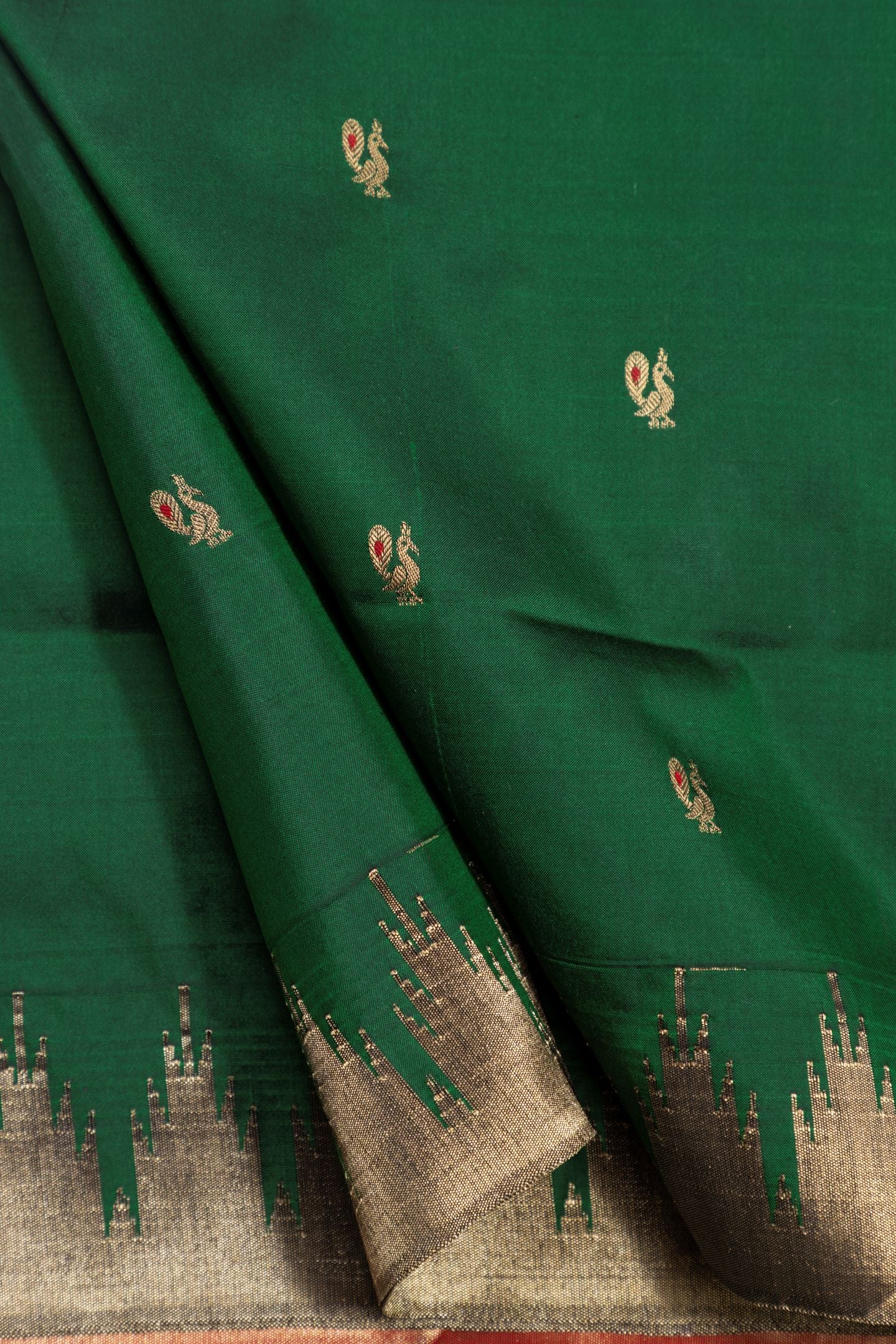Traditional Pure Silk Small Temple Border Meena Butta Saree