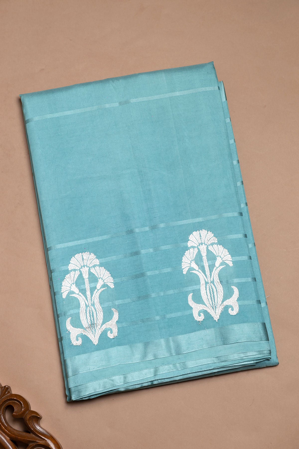 Border Butta Mango Silk Saree