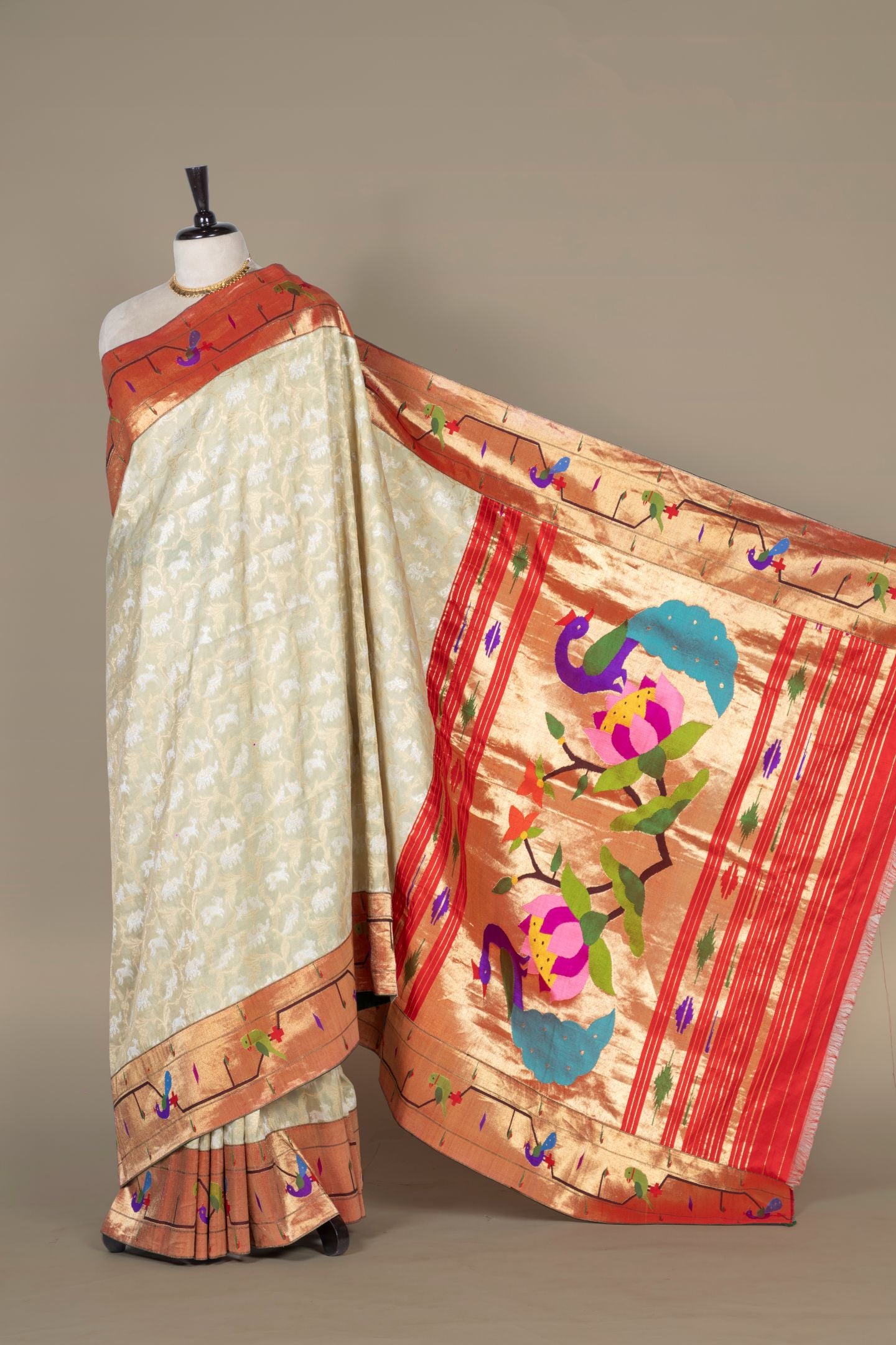 Hand Woven Pure Organza & Pure Silk Brocade Fusion Saree