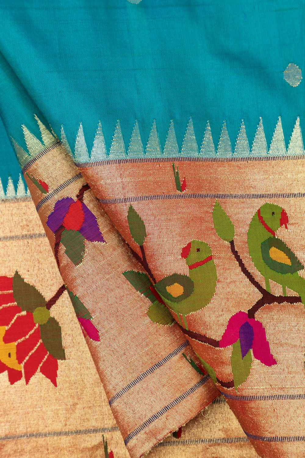 Hand Woven Brocade Paithani