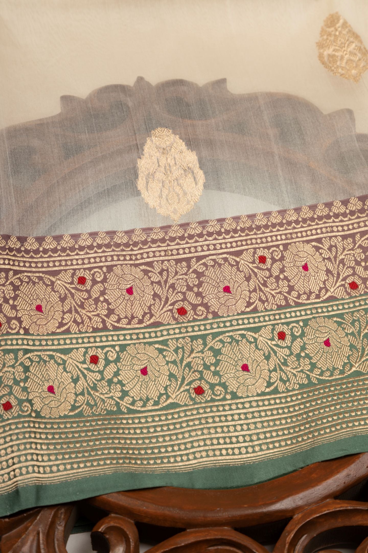 Hand Woven Pure Tissue Meena Border Banarasi Saree