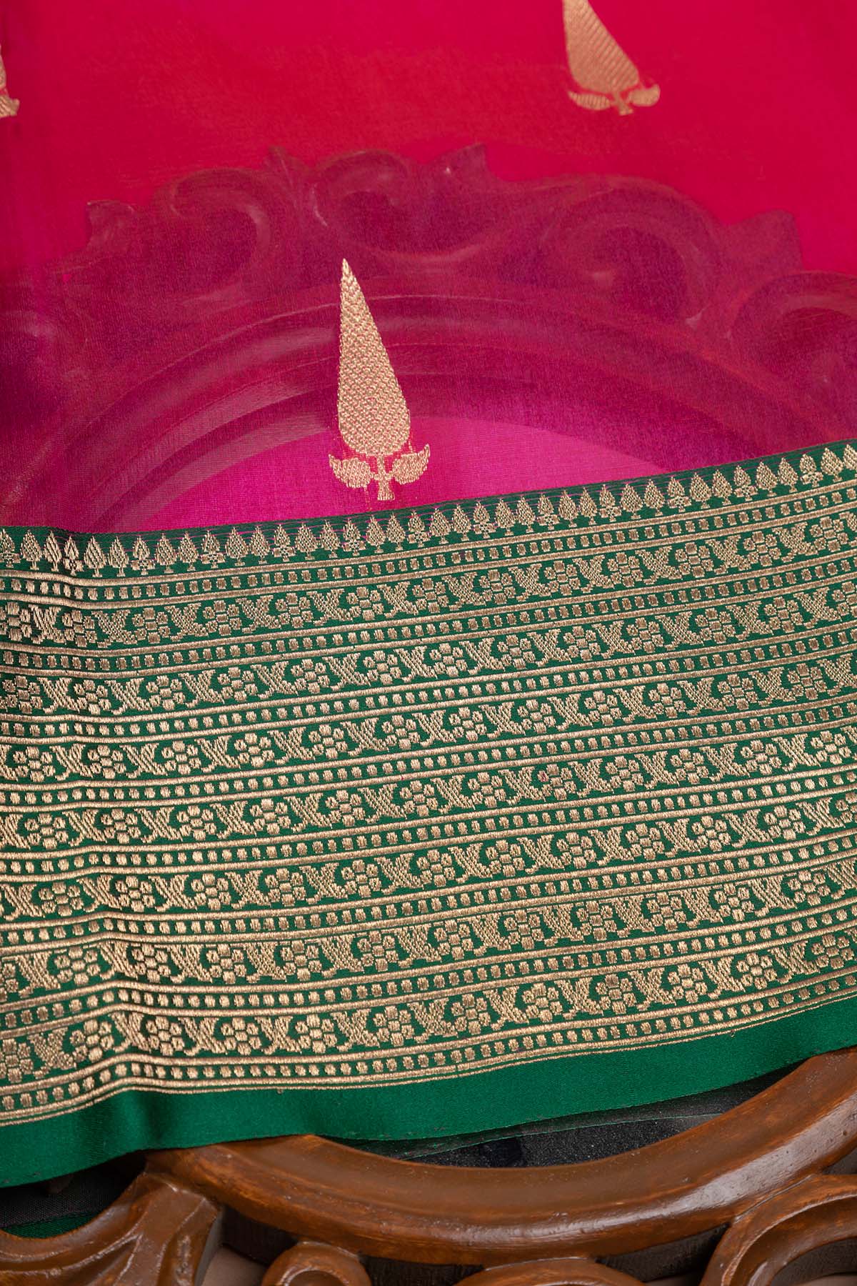 Hand Woven Pure Organza Banarasi Saree