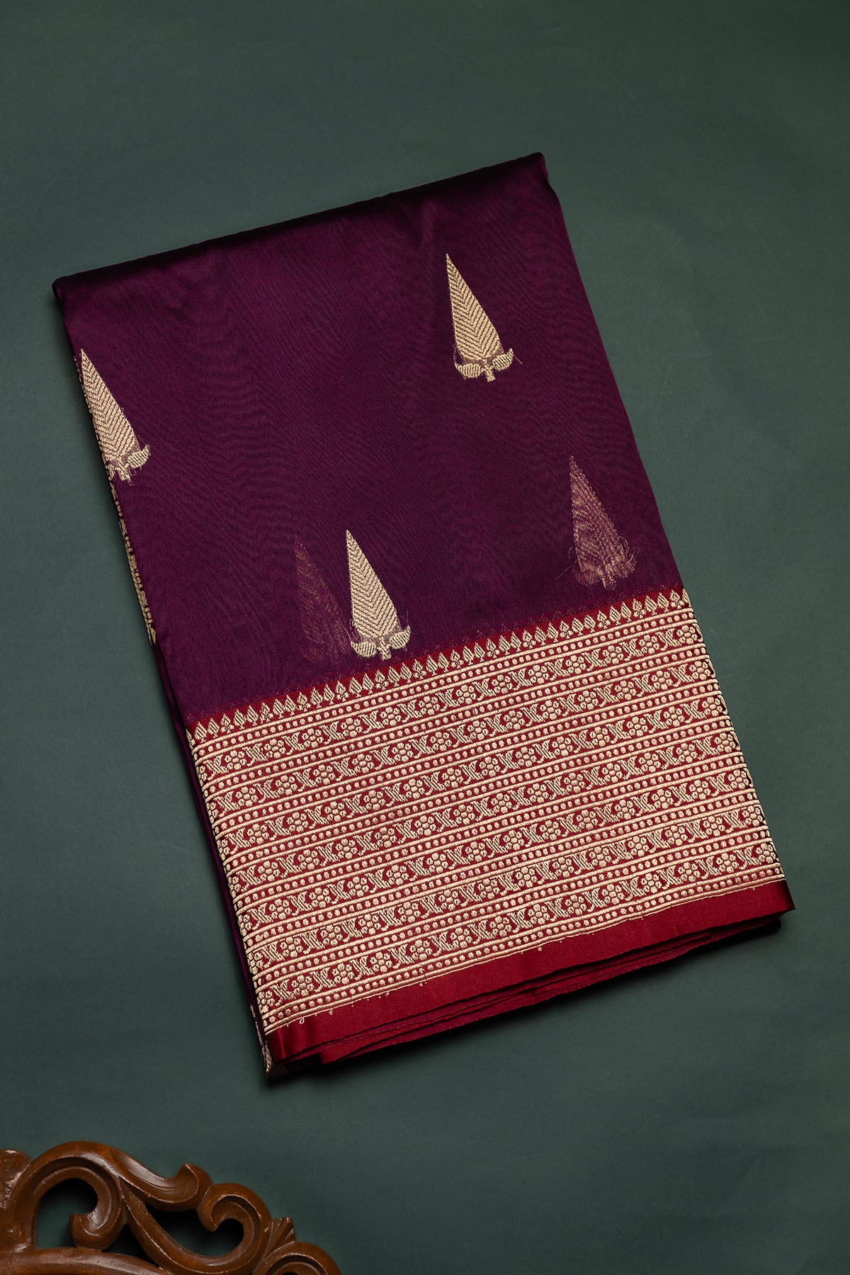 Hand Woven Pure Organza Banarasi Saree